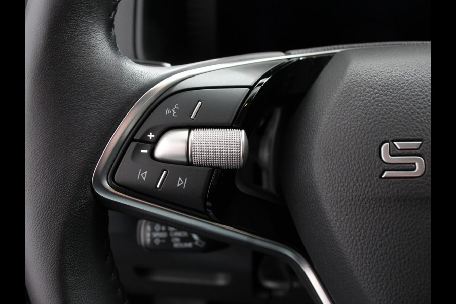 Škoda Karoq 1.5 TSI 150pk DSG ACT Selection DEMO ! Navigatie Apple Carplay/Android Auto Camera Parkeer sensoren Adaptieve Cruise Control Lichtmetalen Velgen Digitale Cockpit
