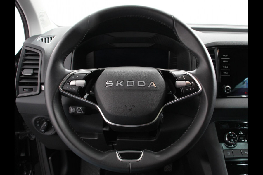 Škoda Karoq 1.5 TSI 150pk DSG ACT Selection DEMO ! Navigatie Apple Carplay/Android Auto Camera Parkeer sensoren Adaptieve Cruise Control Lichtmetalen Velgen Digitale Cockpit
