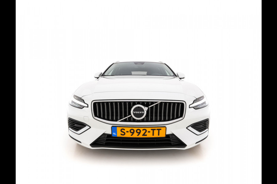 Volvo V60 2.0 T6 Core Bright AWD (Plug-In) {SoH-97%} (INCL-BTW)  Aut. *FULL-LED | DIGI-COCKPIT | CAMERA | HEATED-COMFORTSEATS | KEYLESS | DAB | PRIVACY-GLASS | CARPLAY | NAVI-FULLMAP | TOWBAR | 18''ALU*