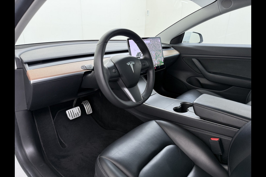 Tesla Model 3 Performance 513PK AWD **FSD** Panoramadak Navi Camera's Leder Stoelverwarming Navi Ecc Adap.Cruise Pdc Led Lmv 20" Google-Maps Elek.Stoelen+Memory Remote App Bediening Premium Audio