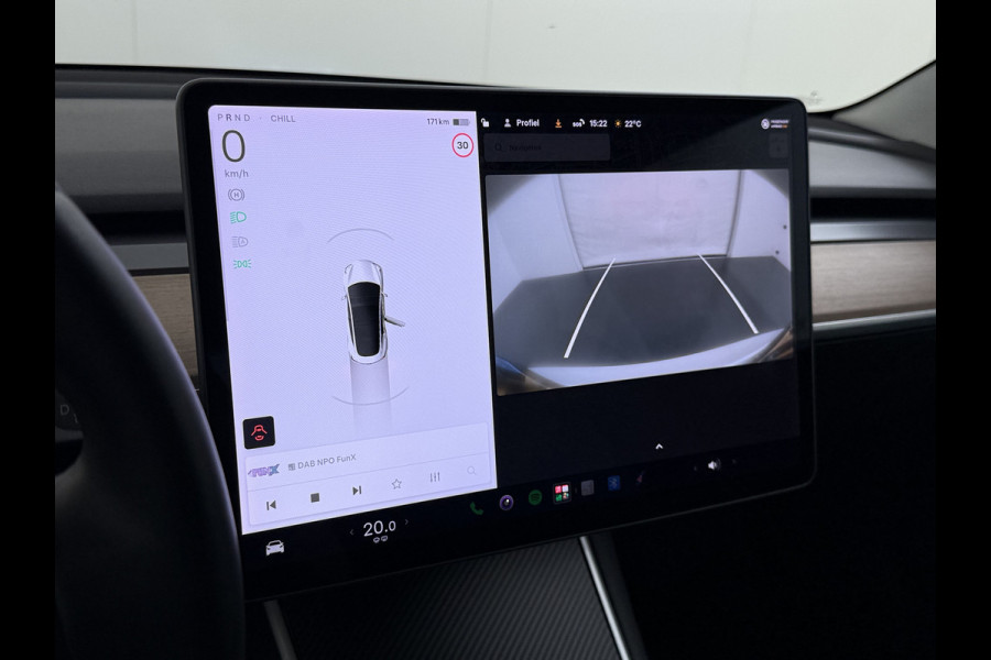Tesla Model 3 Performance 513PK AWD **FSD** Panoramadak Navi Camera's Leder Stoelverwarming Navi Ecc Adap.Cruise Pdc Led Lmv 20" Google-Maps Elek.Stoelen+Memory Remote App Bediening Premium Audio