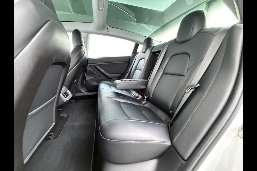 Tesla Model 3 Performance 513PK AWD **FSD** Panoramadak Navi Camera's Leder Stoelverwarming Navi Ecc Adap.Cruise Pdc Led Lmv 20" Google-Maps Elek.Stoelen+Memory Remote App Bediening Premium Audio