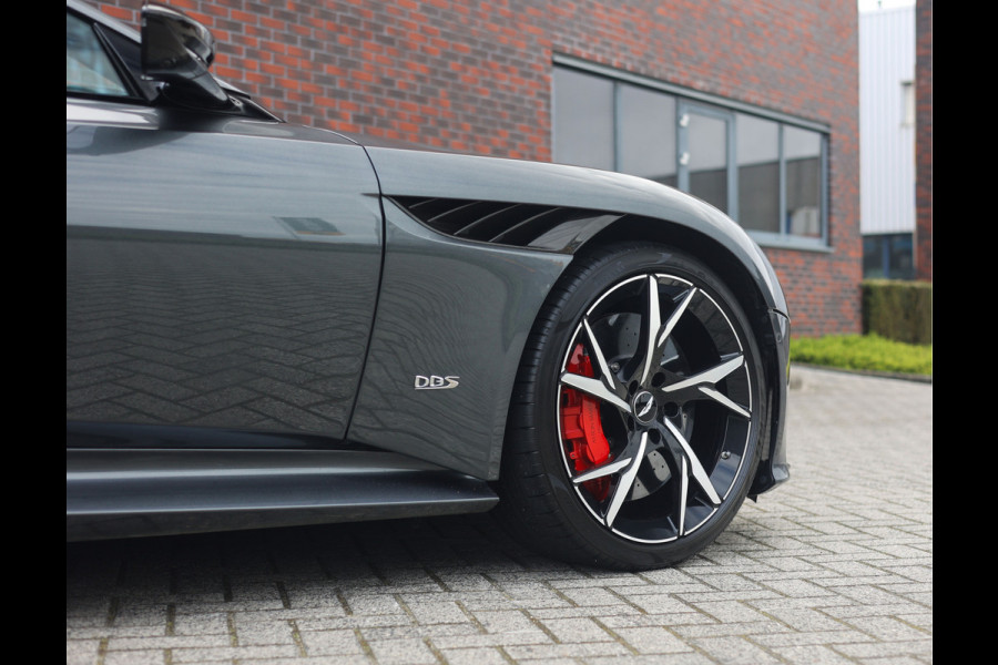 Aston Martin DBS 5.2 V12 Superleggera | B&O BeoSound - Xenon Grey