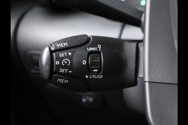 Citroën C3 Aircross 1.2 PureTech S&S Feel Sport (APPLE CARPLAY,NAVI,CLIMATE,CRUISE,GETINT,SPORTSTOELEN,LM VELGEN,NETTE STAAT)