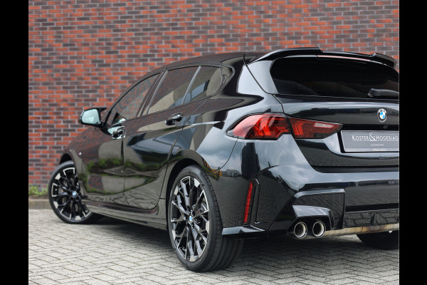 BMW 1-serie M135i xDrive | M Performance - Pano - Harman Kardon