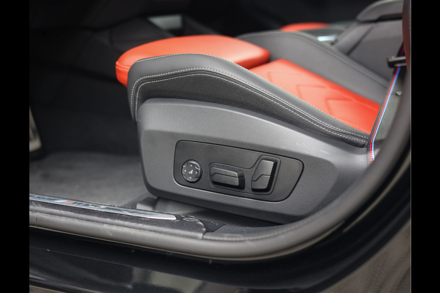 BMW 1-serie M135i xDrive | M Performance - Pano - Harman Kardon