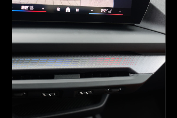 BMW 1-serie M135i xDrive | M Performance - Pano - Harman Kardon