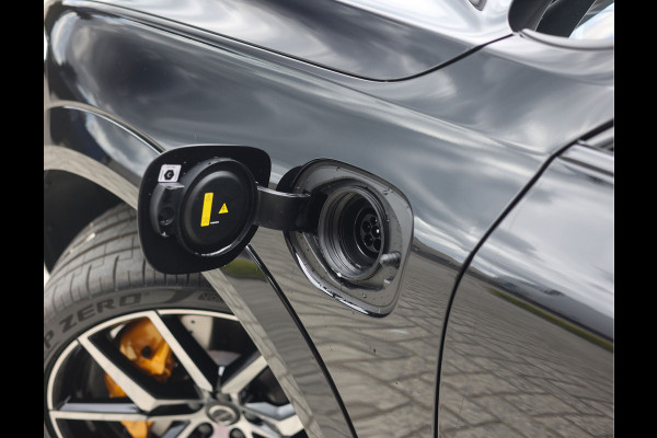 Volvo XC60 T8 AWD Polestar Engineered | Pano - Trekhaak - Bowers&Wilkins