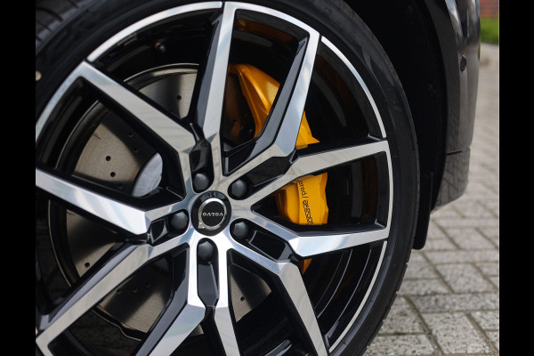 Volvo XC60 T8 AWD Polestar Engineered | Pano - Trekhaak - Bowers&Wilkins