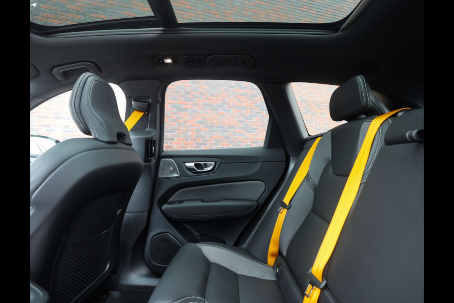 Volvo XC60 T8 AWD Polestar Engineered | Pano - Trekhaak - Bowers&Wilkins
