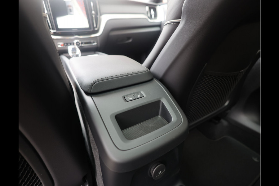 Volvo XC60 T8 AWD Polestar Engineered | Pano - Trekhaak - Bowers&Wilkins