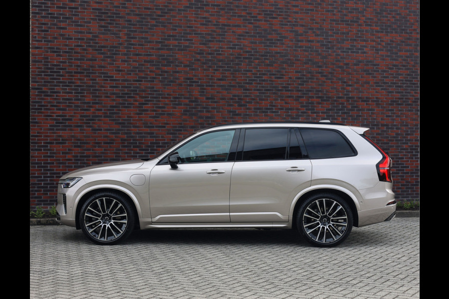 Volvo XC90 T8 AWD Ultra Dark | Pano - Trekhaak - Luchtvering