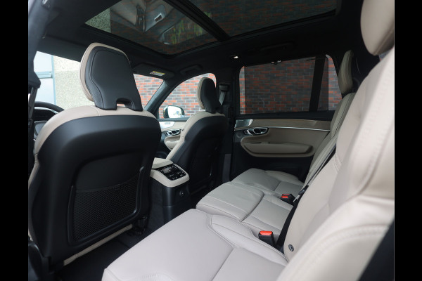Volvo XC90 T8 AWD Ultra Dark | Pano - Trekhaak - Luchtvering