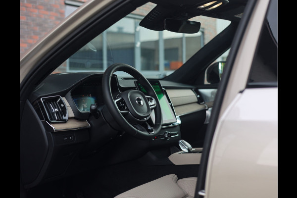 Volvo XC90 T8 AWD Ultra Dark | Pano - Trekhaak - Luchtvering
