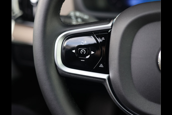Volvo XC90 T8 AWD Ultra Dark | Pano - Trekhaak - Luchtvering