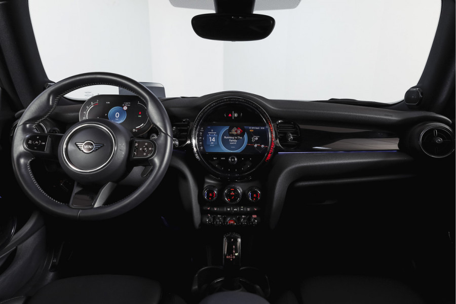 MINI 3-deurs 2.0 Cooper S | S/K-Panodak | Dig. Cockpit | Stoelverw. | PDC | Camera | NAV + App. Connect | ECC | Harman Kardon | LM 18" |
