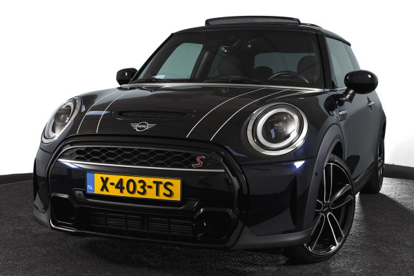 MINI 3-deurs 2.0 Cooper S | S/K-Panodak | Dig. Cockpit | Stoelverw. | PDC | Camera | NAV + App. Connect | ECC | Harman Kardon | LM 18" |