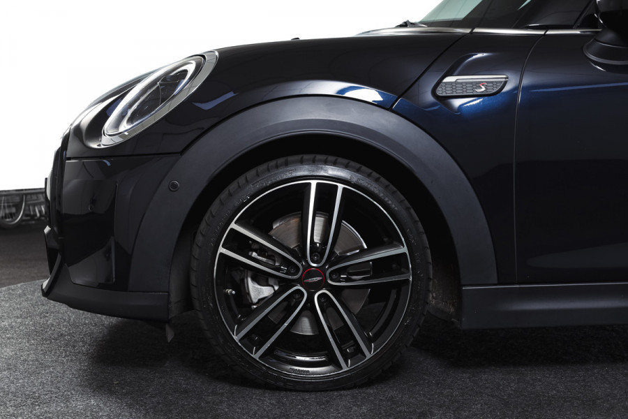 MINI 3-deurs 2.0 Cooper S | S/K-Panodak | Dig. Cockpit | Stoelverw. | PDC | Camera | NAV + App. Connect | ECC | Harman Kardon | LM 18" |