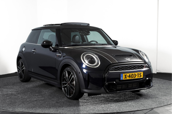 MINI 3-deurs 2.0 Cooper S | S/K-Panodak | Dig. Cockpit | Stoelverw. | PDC | Camera | NAV + App. Connect | ECC | Harman Kardon | LM 18" |