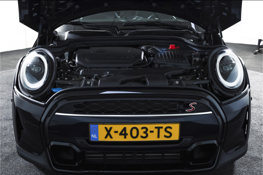 MINI 3-deurs 2.0 Cooper S | S/K-Panodak | Dig. Cockpit | Stoelverw. | PDC | Camera | NAV + App. Connect | ECC | Harman Kardon | LM 18" |