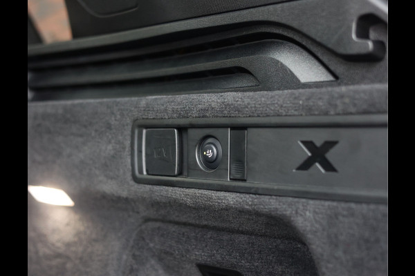 BMW X5 50e xDrive | Skylounge - Trekhaak - HUD