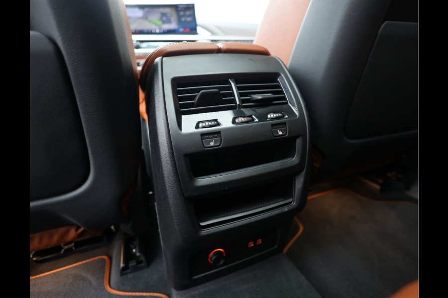 BMW X5 50e xDrive | Skylounge - Trekhaak - HUD