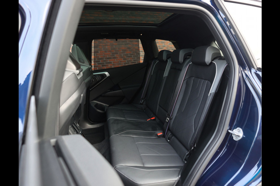 BMW X3 30e xDrive | Pano - Trekhaak - HUD