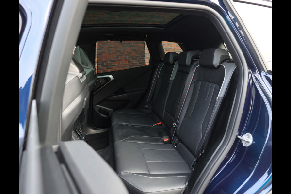 BMW X3 30e xDrive | Pano - Trekhaak - HUD