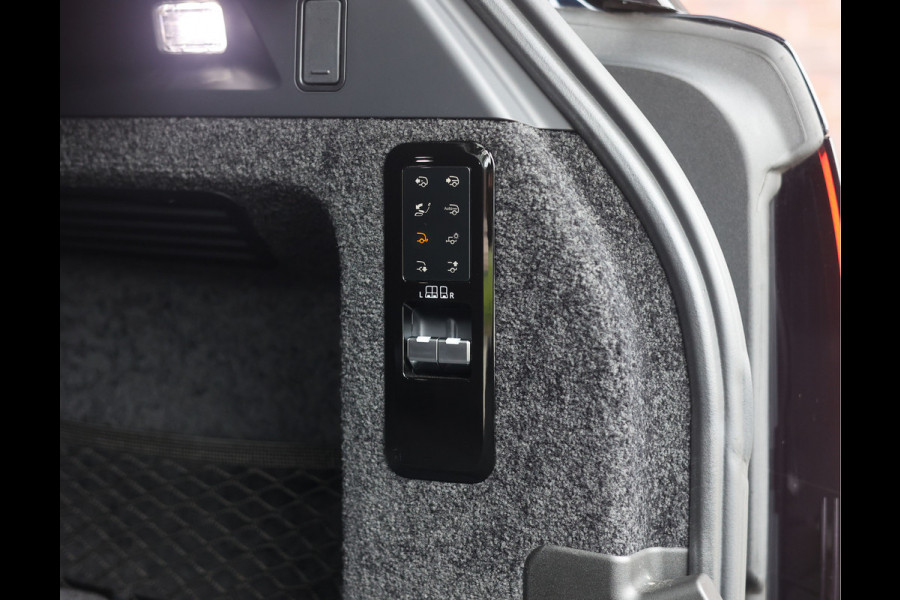 Land Rover Range Rover P550e SV | Pano - Trekhaak - Clearsight - Meridian