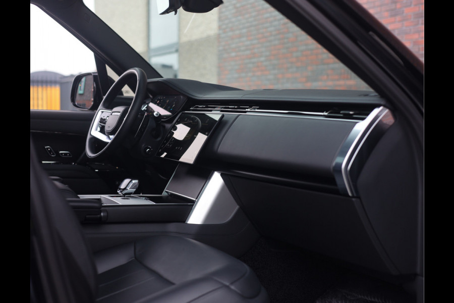 Land Rover Range Rover P550e SV | Pano - Trekhaak - Clearsight - Meridian