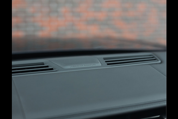 Land Rover Range Rover P550e SV | Pano - Trekhaak - Clearsight - Meridian