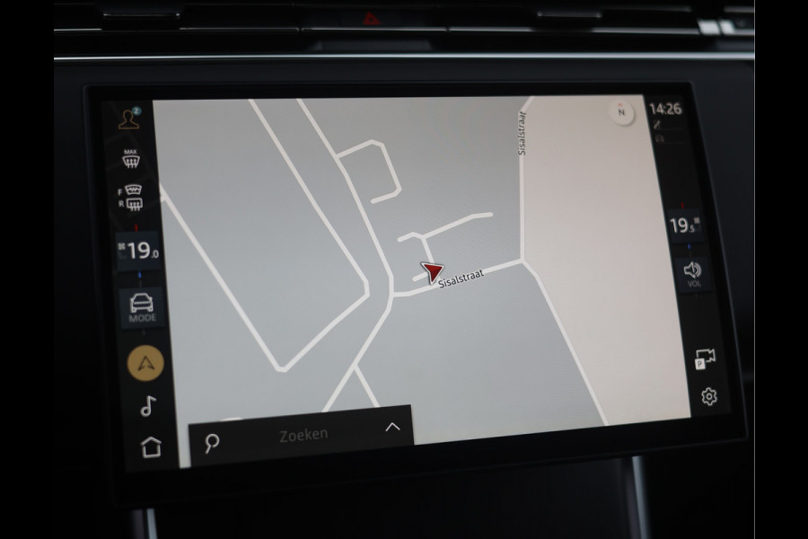 Land Rover Range Rover P550e SV | Pano - Trekhaak - Clearsight - Meridian