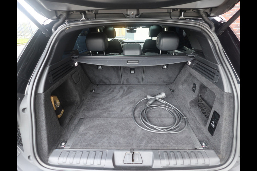 Land Rover Range Rover Sport P440e Dynamic SE | Trekhaak - Pano - Meridian