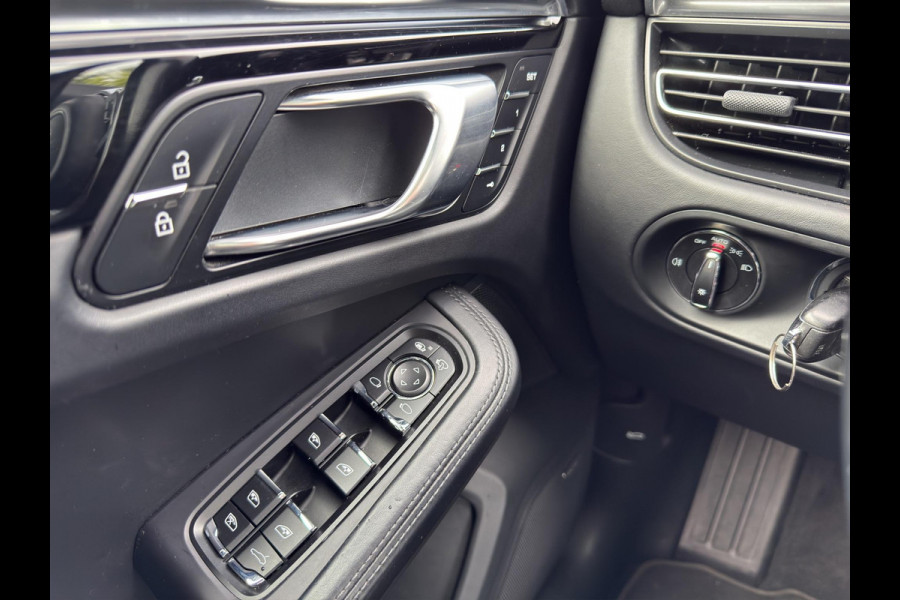 Porsche Macan 2.0 Pano 245Pk | Bose | | Memory | Leder | 20"| Camera |4x4 |