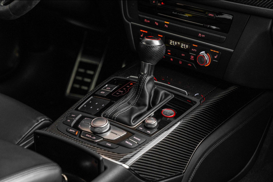 Audi RS6 Avant 4.0 TFSI Quattro Performance Pro Line Plus Keramisch Pano Carbon B&O 360 Camera 21'' WF