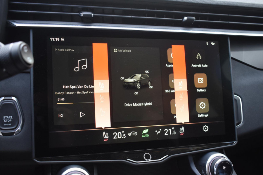 Lynk & Co 01 262PK Automaat / 360 Camera / Adaptieve cruise control / Glazen schuif-kanteldak / Elektrische stoelen met geheugenfunctie / Stoelverwarming / Elektrische achterklep / Climate control / Parkeersensoren V+A / 20"velgen / Keyless entry /