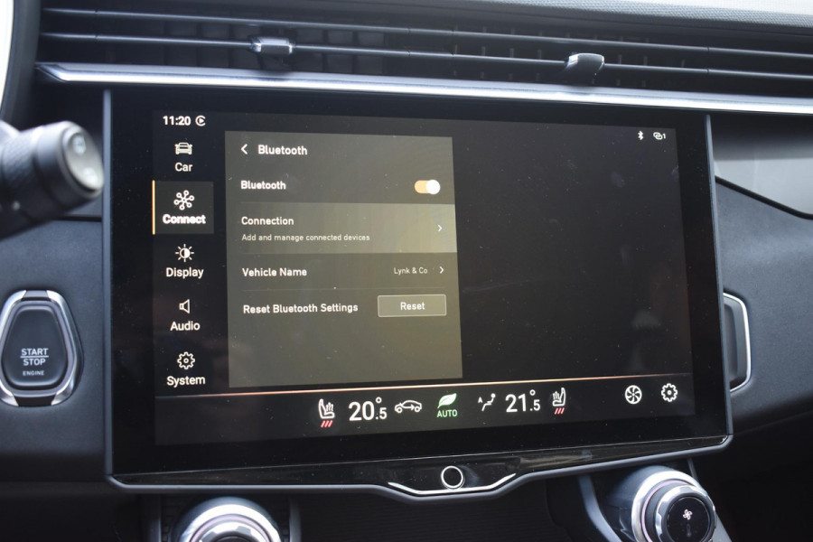 Lynk & Co 01 262PK Automaat / 360 Camera / Adaptieve cruise control / Glazen schuif-kanteldak / Elektrische stoelen met geheugenfunctie / Stoelverwarming / Elektrische achterklep / Climate control / Parkeersensoren V+A / 20"velgen / Keyless entry /