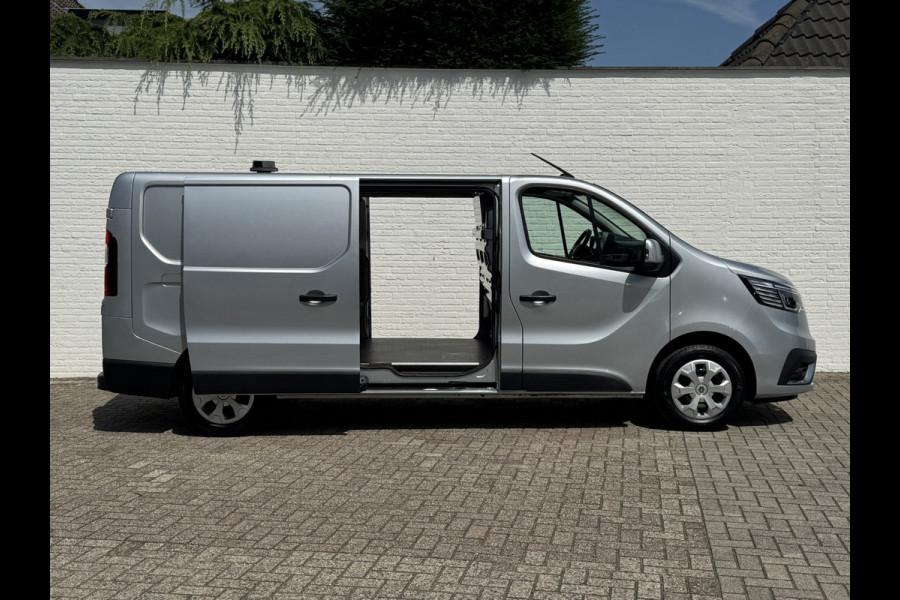 Renault Trafic 2.0 dCi 130 T30 L2H1 Work Edition Dubbele Schuifdeuren Trekhaak Navi Cruise Clima Carplay Betimmering Laadruimte