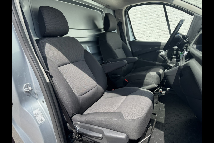 Renault Trafic 2.0 dCi 130 T30 L2H1 Work Edition Dubbele Schuifdeuren Trekhaak Navi Cruise Clima Carplay Betimmering Laadruimte