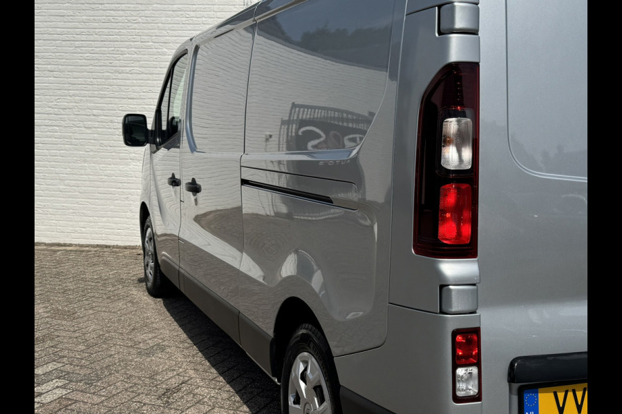 Renault Trafic 2.0 dCi 130 T30 L2H1 Work Edition Dubbele Schuifdeuren Trekhaak Navi Cruise Clima Carplay Betimmering Laadruimte