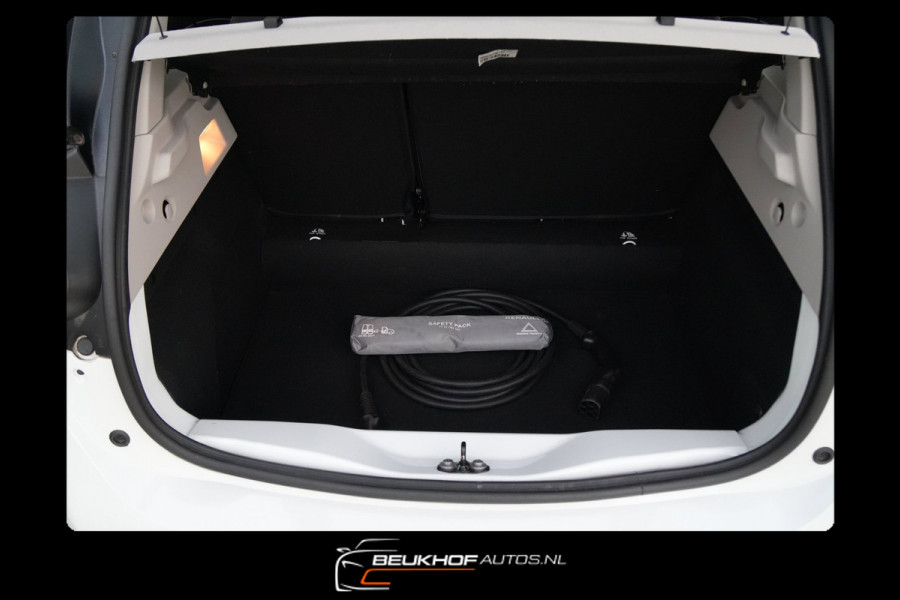 Renault ZOE R135 Zen 52 kWh ( Koop Accu ) Carplay Soh 92%