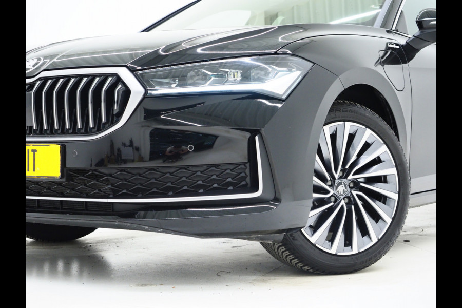 Škoda Superb Combi 1.5 TSI PHEV Laurin & Klement | Leder | Massage | HUD | Canton | Camera | Sfeerlicht | Memory | Keyless