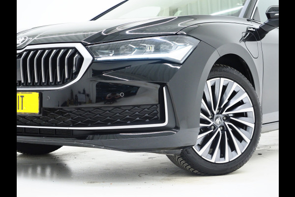 Škoda Superb Combi 1.5 TSI PHEV Laurin & Klement | Leder | Massage | HUD | Canton | Camera | Sfeerlicht | Memory | Keyless