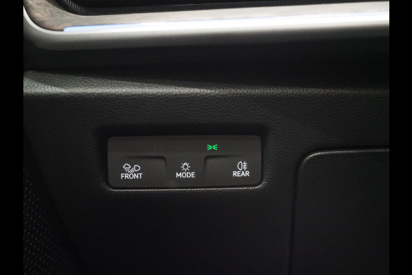 Škoda Superb Combi 1.5 TSI PHEV Laurin & Klement | Leder | Massage | HUD | Canton | Camera | Sfeerlicht | Memory | Keyless