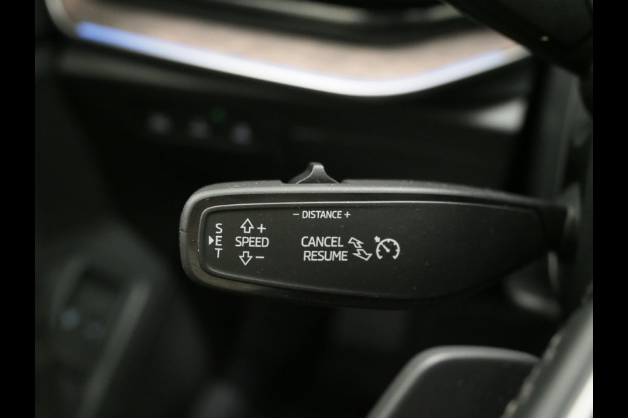 Škoda Superb Combi 1.5 TSI PHEV Laurin & Klement | Leder | Massage | HUD | Canton | Camera | Sfeerlicht | Memory | Keyless