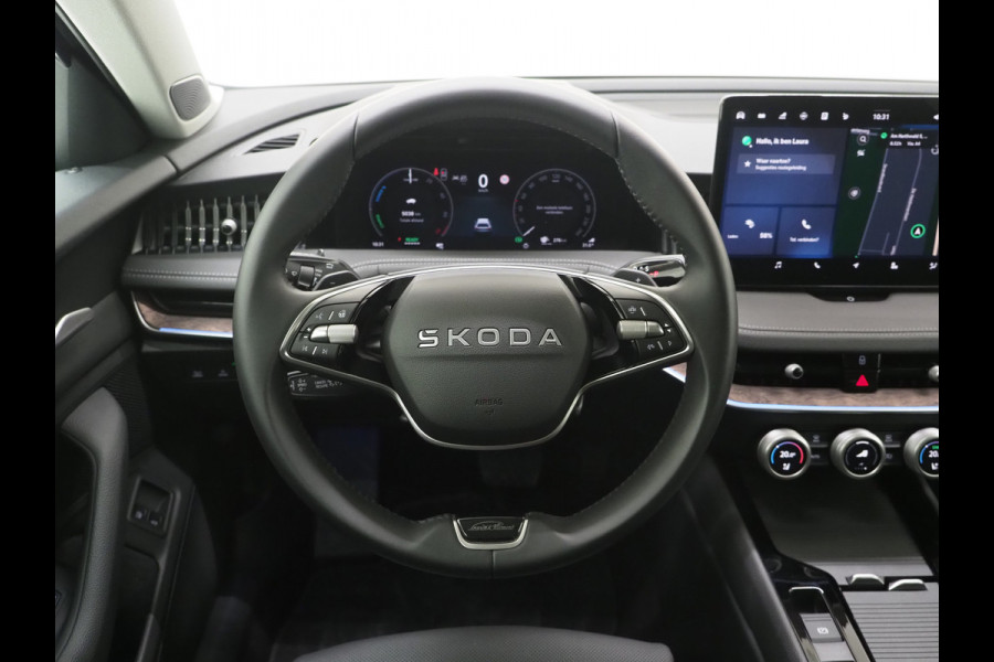 Škoda Superb Combi 1.5 TSI PHEV Laurin & Klement | Leder | Massage | HUD | Canton | Camera | Sfeerlicht | Memory | Keyless