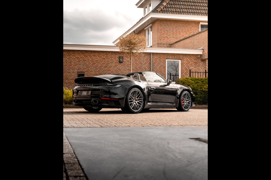 Porsche 911 3.0 Carrera 4 S 450 PK SportDesign Burmester 360 Camera Chrono Matrix LED 21''