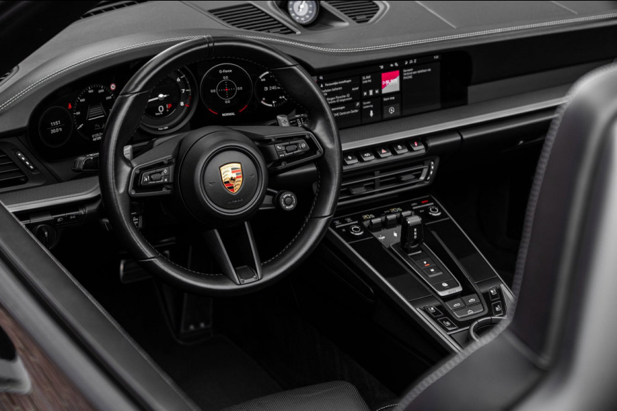 Porsche 911 3.0 Carrera 4 S 450 PK SportDesign Burmester 360 Camera Chrono Matrix LED 21''