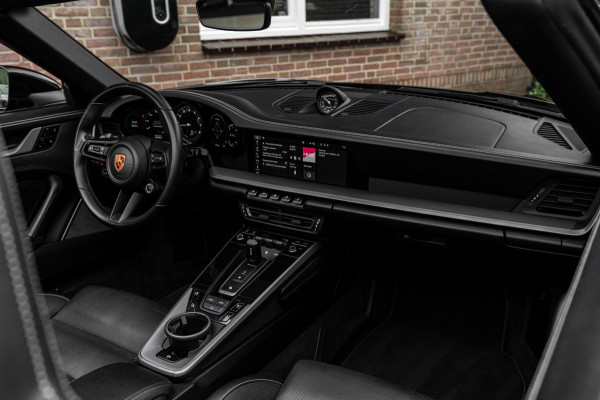 Porsche 911 3.0 Carrera 4 S 450 PK SportDesign Burmester 360 Camera Chrono Matrix LED 21''