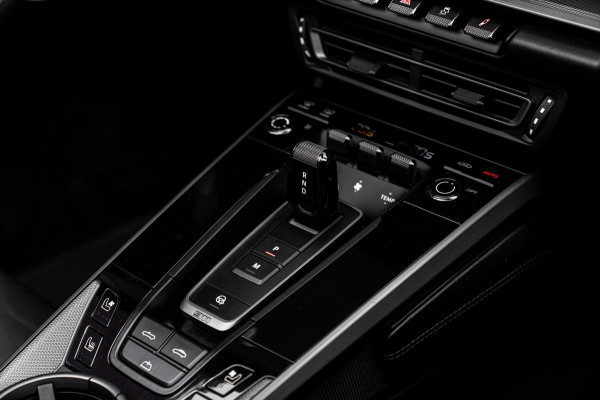 Porsche 911 3.0 Carrera 4 S 450 PK SportDesign Burmester 360 Camera Chrono Matrix LED 21''